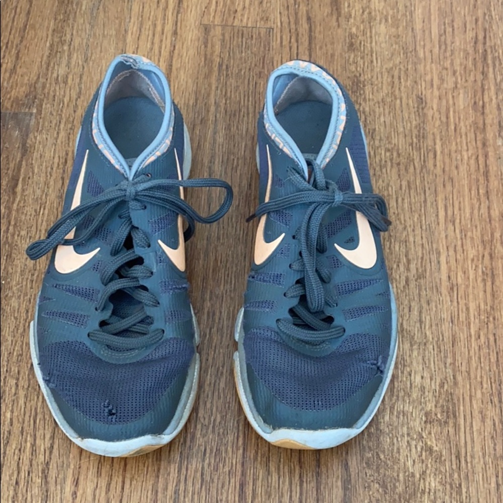 Nike shoes